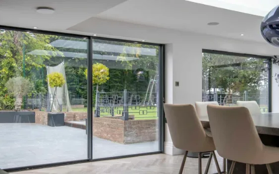 ✅ Pros of Double-Pane Glass Doors: